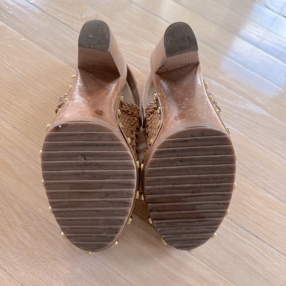 Tory Burch Widdianne Woven Leather Studded Platform Wooden Clogs. Sz 8. - Picture 5 of 5